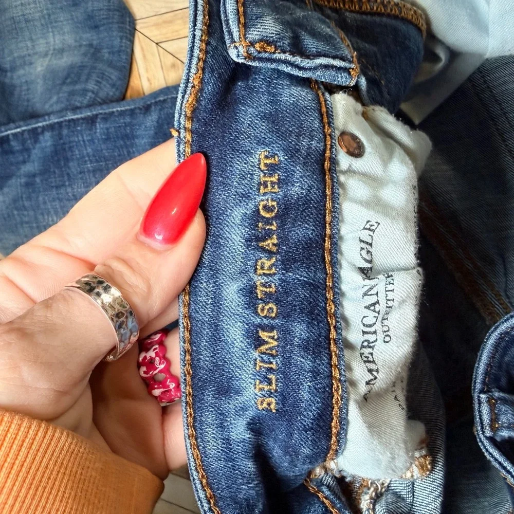 American Eagle Slim Straight Jeans Womens 28x32‎ Dark Wash Distressed Denim